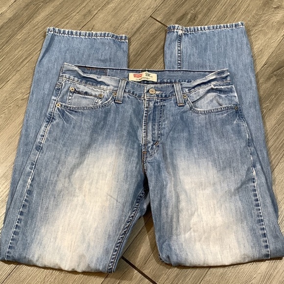 Levi’s 514 slim Strsight Distressed Lightweight Light Wash Jeans size 33x32 - Picture 8 of 13